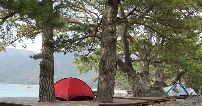 Quelle est la meilleure tente pour camping en bord de mer ?
